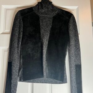 Ladies sweater with suede XS